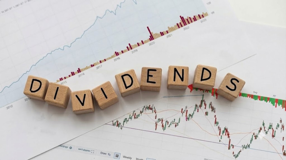 Salary or Dividends in 2026/27? How the Dividend Tax Hike Changes Your Strategy